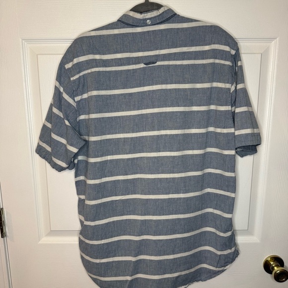 Billabong Blue White Casual Button Down Striped Shirt 100% Cotton Size Large GUC - Picture 6 of 8
